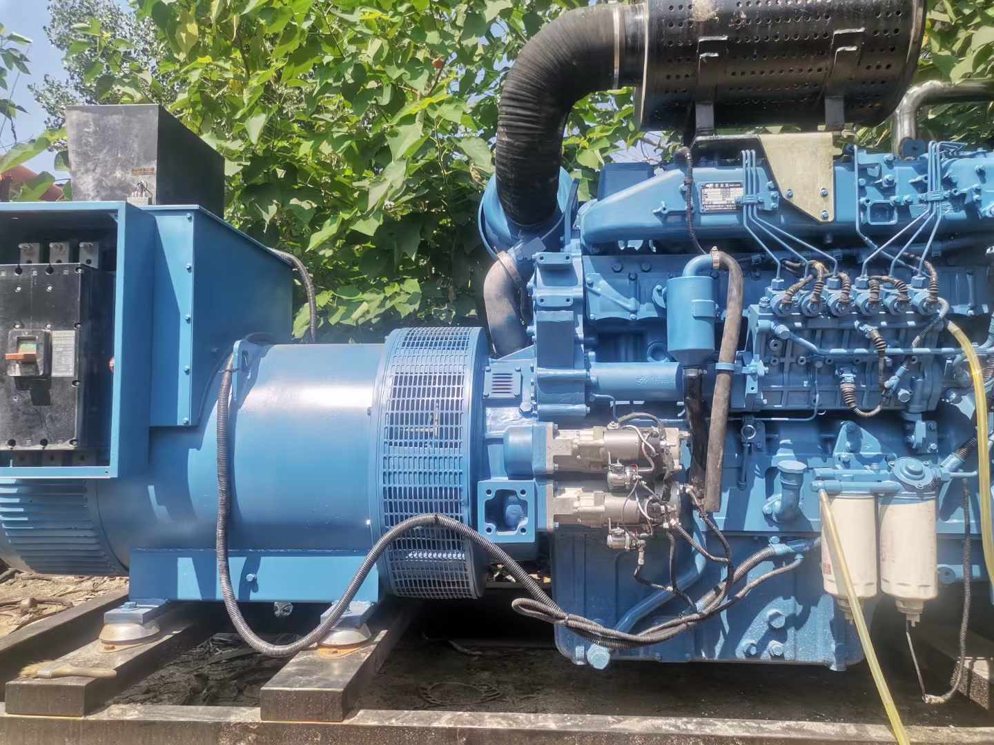 岳池详细说明降低 800kW 柴油发电机输出电流波动的方法